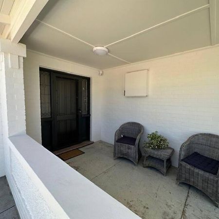 Charming Central Cottage In Wagga Wagga Exterior foto